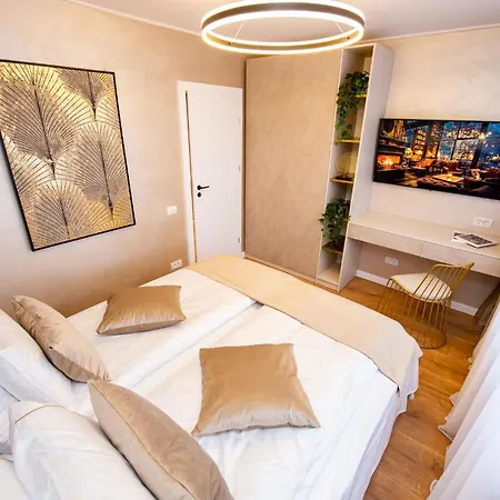 Sakura - One Bedroom - Next To Victoria Avenue And Cismigiu Park *