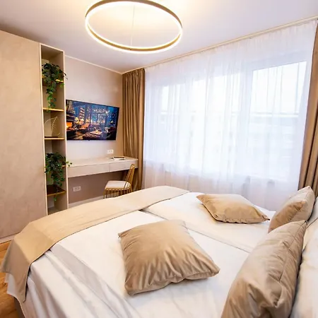 Sakura - One Bedroom - Next To Victoria Avenue And Cismigiu Park