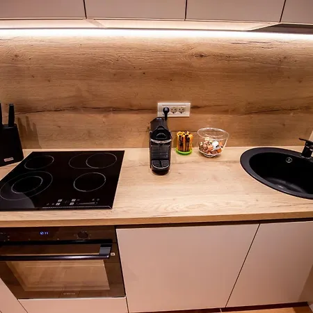 Sakura - One Bedroom - Next To Victoria Avenue And Cismigiu Park Bukarest